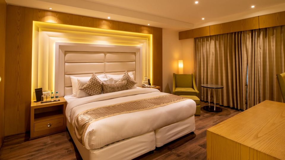 The Pristine Hotel Kanpur