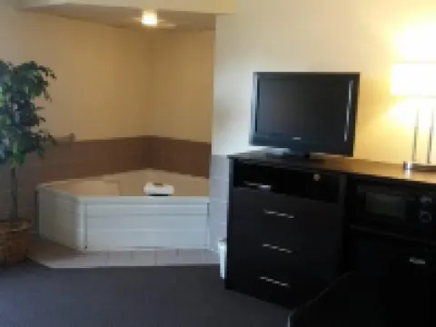 Cobblestone Hotel & Suites - Wisconsin Rapids Hotels in Wisconsin Rapids