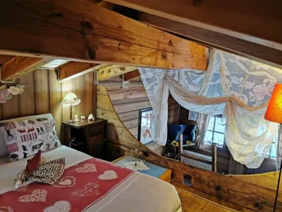 Maison Le Cler Hotels in Maen