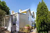 Wollaston House by the Bnb Collection