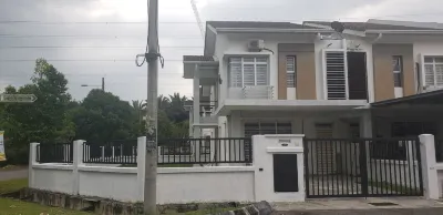 Teratak Teratai Homestay- Corner Hotel a Hulu Langat District