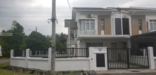 Teratak Teratai Homestay- Corner Hôtels à : Semenyih