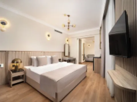 ATİK PALACE HOTEL Hotels near Sisli