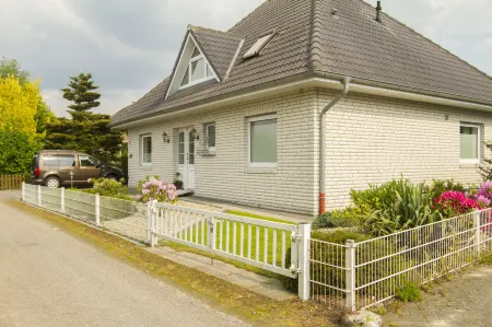 Ferienhaus Betty Отели в г. Барсель