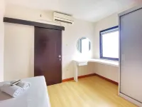 Homey 2Br at Gateway Ahmad Yani Cicadas Apartment Hotels in Pasirlayung