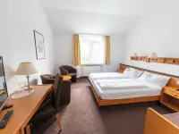 Sonnenhotel Hoher Hahn Hotels in Schwarzenberg