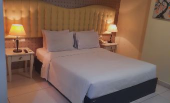 Anaya Hotel and Ballroom