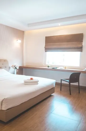 ห้องดีลักซ์ เตียงใหญ่ 1 เตียง