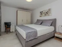 Apartments Tukara Hotels in Vir