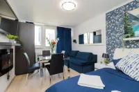 Unit Warszawa Centrum Room by Metro Rondo ONZ