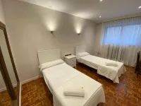 Hotel Castellano Centro Hôtels à : Pedrosillo el Ralo