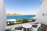 Hippocampus Hotel - con vistas al mar