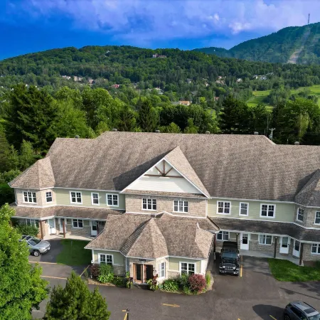 Le 204 Champlain Bromont