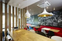 宜必思瓦朗西納飯店 - 早餐