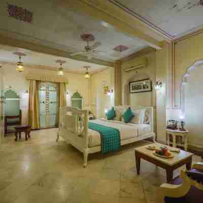 Chomu Palace Jaipur - A Heritage Hotel Rooms
