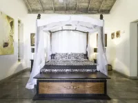 Satin Doll Hoteles en Talpe