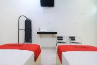 RedDoorz at Hotel Putra Perdana Klaten Hotel a South Klaten