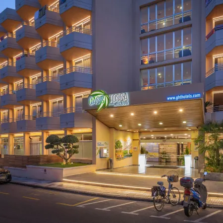 Hotel GHT Oasis Tossa & Spa