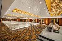 Radisson Blu Hotel & Suites GRT Chennai