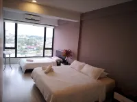 Marina Travellers Suite Sky Karamunsing Hoteles en 