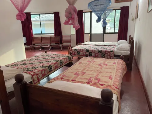 Majestic Tourist Hotel Hotels in Ampitiya