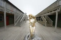 Grønnbuene Rorbu Hotel