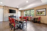 Comfort Suites Hotels in Hardin County