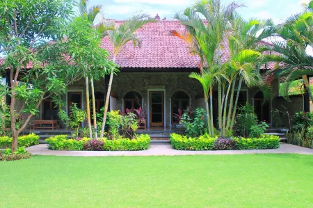 Mans Cottages & Spa Отели рядом с достопримечательностью «Biorock Pemuteran bali»