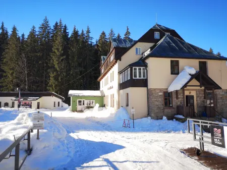 Penzion Bílá Voda Отели в г. Гаррахов