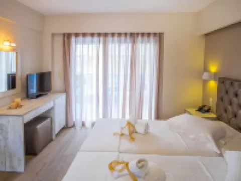 Must Boutique Hotel & Restaurant Hotels in Kanalion