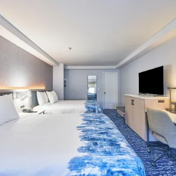 All Seasons Inn & Suites