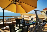 Apartment Near Lady of the Sea & Phoenician Wall Hotels in Enfeh