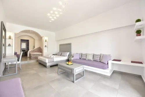 Queen Elegant Suites - Infinity Pools