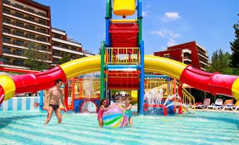 Flamingo Grand Hotel & Spa