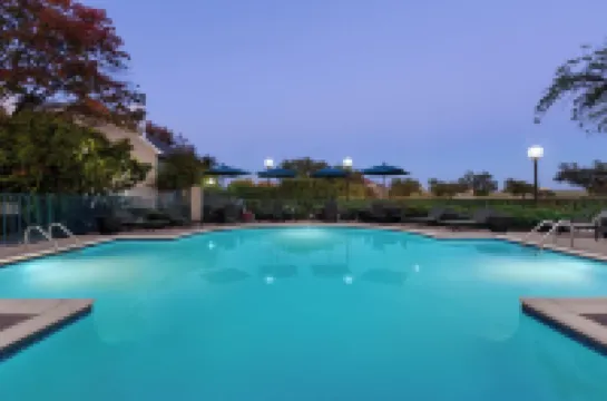 Addison Suites Hotel