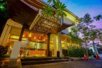Oxville Hotel Hotels near Pantai Air Manis