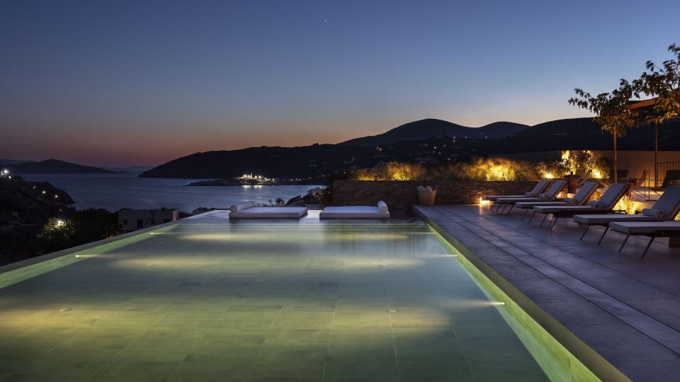 Nos Hotel & Villas