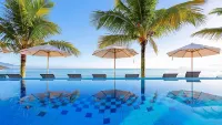 Palace Praia Hotel - Infinity Pools