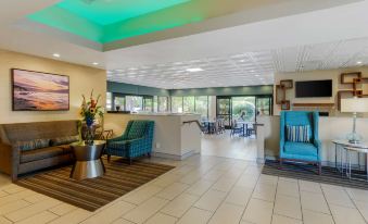 Best Western Plus South Coast Inn