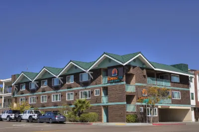 카브릴로 인 & 스위트 샌디에이고 포트 로즈크랜스 국립묘지 주변 호텔