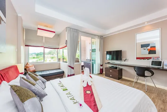 รูปภาพของกะตะ บีช สตูดิโอ