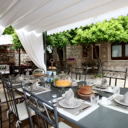 Relais 147
