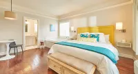 Lithia Springs Resort Hotels in Talent