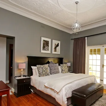 Arum Place Guest House Отели рядом с достопримечательностью «Музей «Фиетас»»