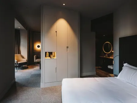 El Môderne Hotel Отели рядом с достопримечательностью «Siluetas de Don Quijote & Sancho Panza»