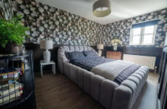 Cottage 3 Bed Sleeps 7 Free Parking