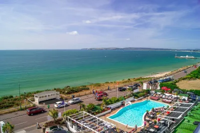 Cumberland Hotel - Oceana Collection