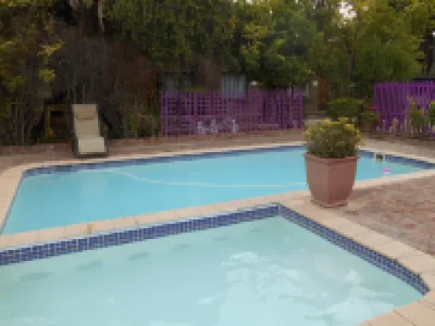 Obesa Lodge Hotels in Western District