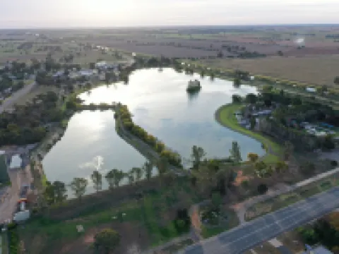 芬裏汽車旅館 芬利酒店