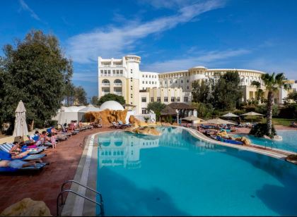 Medina Belisaire and Thalasso